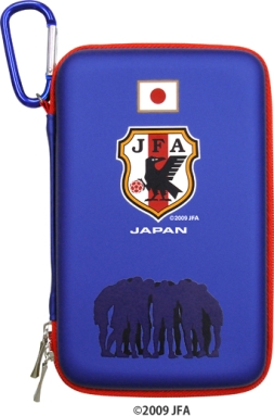 画像ギャラリー No.003のサムネイル画像 / サッカー日本代表のライセンス品となる3DS LL＆PS Vita用セミハードケース