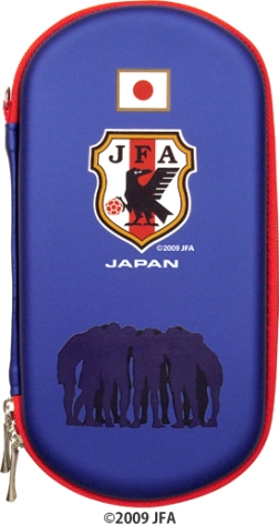 画像ギャラリー No.007のサムネイル画像 / サッカー日本代表のライセンス品となる3DS LL＆PS Vita用セミハードケース