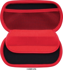 画像ギャラリー No.010のサムネイル画像 / サッカー日本代表のライセンス品となる3DS LL＆PS Vita用セミハードケース