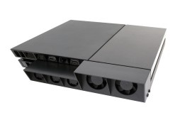 画像集#005のサムネイル/アンサー,大小計5基のファンを搭載したPS4用外付け冷却ファンを発売