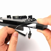 画像ギャラリー No.012のサムネイル画像 / ゲームテック,Wii UのセンサーバーとPS4用カメラをまとめてテレビの上に設置できるマウンターを発売。ファン&USBハブ搭載のPS4用スタンドも