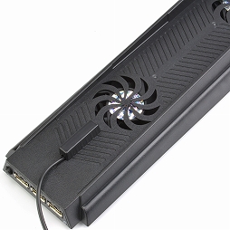 画像ギャラリー No.020のサムネイル画像 / ゲームテック,Wii UのセンサーバーとPS4用カメラをまとめてテレビの上に設置できるマウンターを発売。ファン&USBハブ搭載のPS4用スタンドも