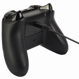 画像ギャラリー No.010のサムネイル画像 / ゲームテック，バッテリーパックなどのXbox One用周辺機器を9月4日に発売