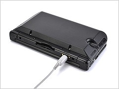 画像ギャラリー No.004のサムネイル画像 / ゲームテック，3DS LL用の背面に取り付ける大容量バッテリーパックを発売