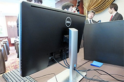 ������#012�Υ���ͥ���/Dell��27������Ρ�5K�ɱվ��ǥ����ץ쥤����20���ߤ�ȯ�䡣��11���ߤΡ�3K�ɤ��Ѷʱվ���ܥ�ǥ��