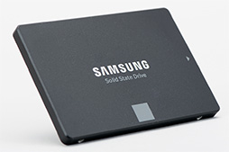 画像集#008のサムネイル/「SSD 850 EVO」レビュー。「3D V-NAND」の採用でSamsung製SSDの下位モデルは何が変わった？