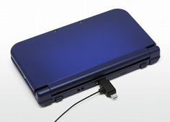 画像集#006のサムネイル/携帯ゲーム機やスマホの充電に広く対応する巻き取り式ACアダプター