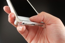 画像ギャラリー No.012のサムネイル画像 / 「バイオハザード」デザインのジュラルミン製iPhone 6用ケースが登場