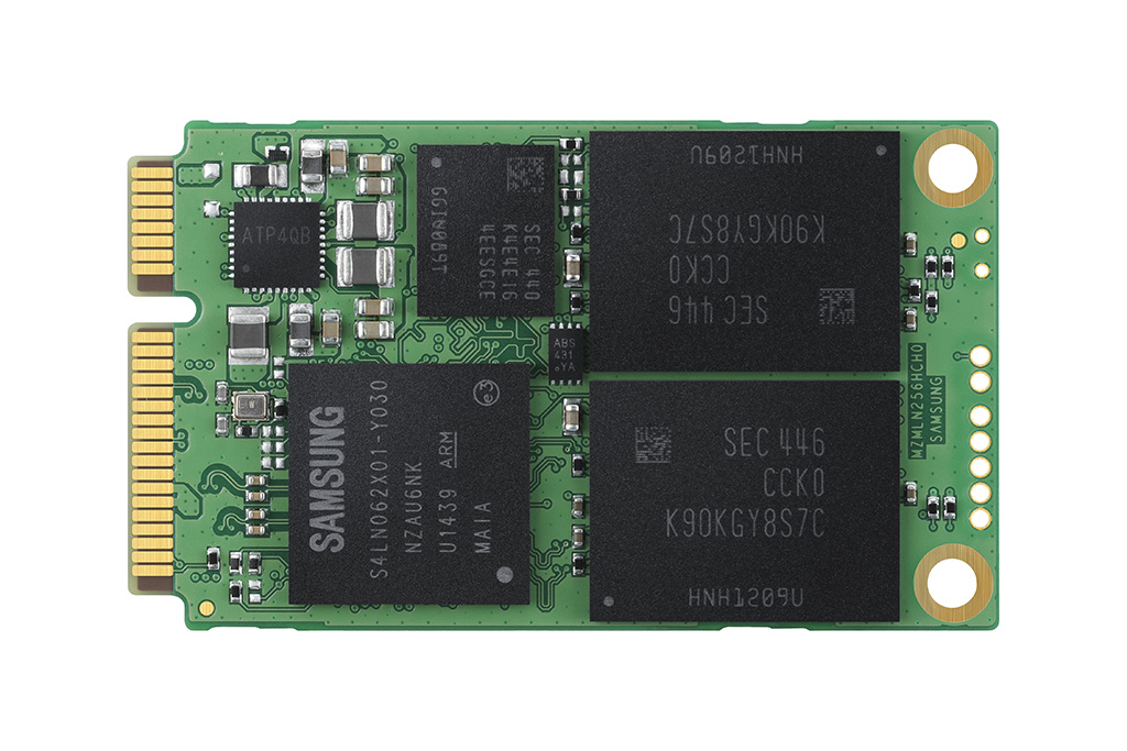 3D V-NAND採用のSamsung製SSD「SSD 850 EVO」にM.2タイプとmSATAタイプが登場3D V-NAND採用のSamsung製SSD「SSD 850 EVO」にM.2タイプとmSATAタイプが登場