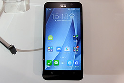 ���������꡼ No.011�Υ���ͥ������ / ASUS��SIM���å��ե꡼�Υϥ�����ɥ��ޡ��ȥե����ZenFone 2�פ�5��16��ȯ�䡣Atom Z3580�ܥᥤ���������4GB�Υϥ����ڥå���ǥ���Ѱ�