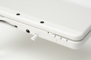 ���������꡼ No.012�Υ���ͥ������ / �����ʾ���α����롣New 3DS���꡼���ѤΥޥ��ͥå��դ����å��ڥ�