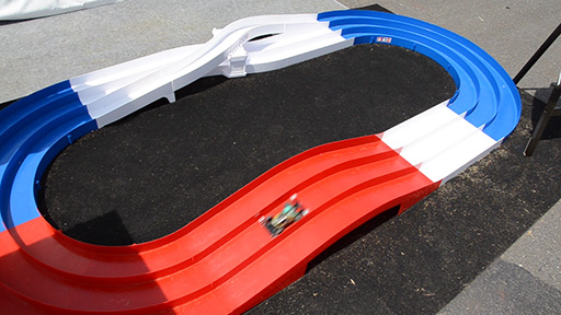 Slush AsiaϪ줿AIܥߥ˻Ͷˤԥǥ