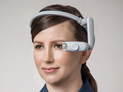 �ɥ饴��ܡ���Ρ֥����������פäݤ�ñ�㼰HMD�֥��������������פο������֥饶�����顣HDMI���Ϥ�720p������ɽ����ǽ