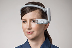 画像ギャラリー No.003のサムネイル画像 / ドラゴンボールの「スカウター」っぽい単眼式HMD「エアスカウター」の新型がブラザーから。HDMI入力で720p映像を表示可能