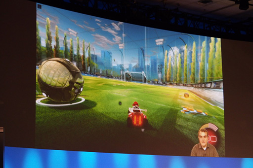 画像ギャラリー No.006のサムネイル画像 / ゲーム用途にも広がる3Dカメラ技術「RealSense」や,話題の高速メモリ「3D XPoint」によるSSDのデモが披露されたIDF 2015 基調講演レポート