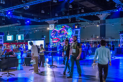 画像ギャラリー No.002のサムネイル画像 / 空中に描かれた「触れる絵」やリアルな立体映像など,日本の研究者による展示をまとめたSIGGRAPH 2015のEmerging Technologiesレポート後編