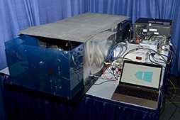 画像ギャラリー No.007のサムネイル画像 / 空中に描かれた「触れる絵」やリアルな立体映像など,日本の研究者による展示をまとめたSIGGRAPH 2015のEmerging Technologiesレポート後編