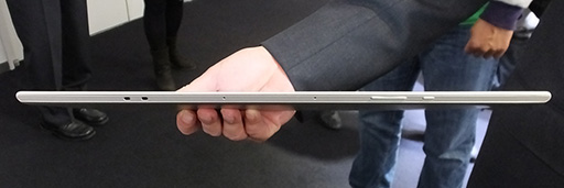 画像ギャラリー No.010のサムネイル画像 / 東芝,12インチ級で世界最軽量約569gの2-in-1 PC「dynaPad N72」を発表。Surface Pro 4のライバルとなるか