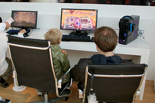 ���������꡼ No.007�Υ���ͥ������ / Amazon��11��2��3����ϻ���ڥҥ륺�Ǻǿ�PC���θ��Ǥ��륤�٥�Ȥ򳫺�