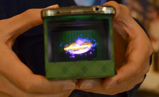 Siggraph Asia Nttが スマホで作る2レイヤーホログラムボックス Kirari を展示 Siggraph Asia Nttが スマホで作る2レイヤーホログラムボックス Kirari を展示