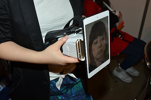 画像ギャラリー No.003のサムネイル画像 / 顔面タブレットやVRガリバートンネル体験から空中結像ディスプレイまで。SIGGRAPH ASIA 2015,Emerging Technologies展示セクションその他編