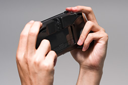 ꡼ No.024 | PS VitaˡL2/R2ϥܥɲä륫С˾PCH-1000бǤ⡼ȥץ쥤ɤϺޥȥХ