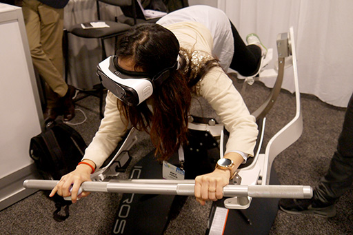 ꡼ No.007Υͥ / 饤դ˭ˤƤ뤫⡩ CES 2016ǸѤVRϥǥХޤȤƥݡ