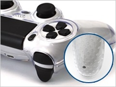 画像ギャラリー No.003のサムネイル画像 / ゲームテック,全4色のDUALSHOCK 4用カバーとPS4&PS3両対応のアーケードスティックを発売