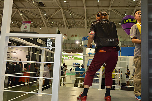 ���������꡼ No.003�Υ���ͥ������ / ��COMPUTEX��VR����ϥ�������֥�ʤ�̡����館��֥�פ�������̿!? ZOTAC������館��PC�ɤ�ǥ�