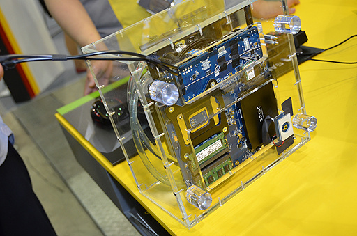 ���������꡼ No.014�Υ���ͥ������ / ��COMPUTEX��VR����ϥ�������֥�ʤ�̡����館��֥�פ�������̿!? ZOTAC������館��PC�ɤ�ǥ�