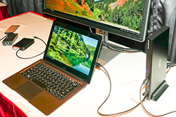 ꡼ No.011Υͥ / COMPUTEXϳդեåܥåǵӸӤThunderbolt 3ܳŪڤɬפʤΤϡMac˺Ѥ뤳ȡ