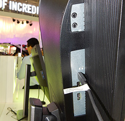 ���������꡼ No.010�Υ���ͥ������ / 4K�����٤�27���������15.6������Υ�Х��륿���פޤǡ�USB Type-C��³�б��ǥ����ץ쥤��ޤȤ�ƥ�ݡ���