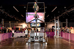 ꡼ No.006Υͥ / SIGGRAPHϷĹ5mεͤˤʤ롪 糫ȯδVRBig Robot Mk.1AפθƤ