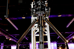 ꡼ No.010Υͥ / SIGGRAPHϷĹ5mεͤˤʤ롪 糫ȯδVRBig Robot Mk.1AפθƤ