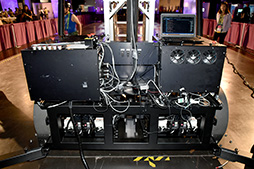 ꡼ No.011Υͥ / SIGGRAPHϷĹ5mεͤˤʤ롪 糫ȯδVRBig Robot Mk.1AפθƤ