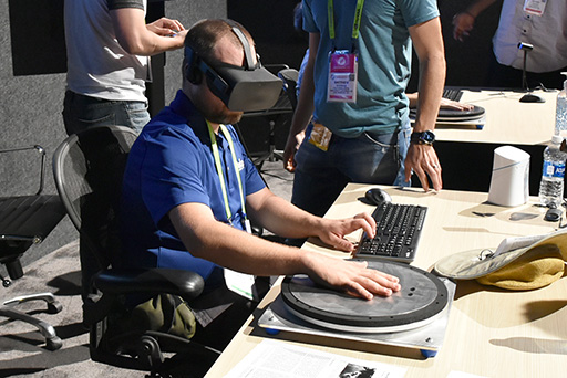 画像集 No.014のサムネイル画像 / ［SIGGRAPH］NVIDIAとOculus VRの先進的なVR技術を体験。先端技術展示会「Emerging Technologies」レポート前編