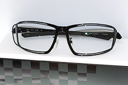 画像ギャラリー No.004のサムネイル画像 / 国産ゲーマー向け眼鏡「G-SQUARE」にFPS向けと格闘ゲーム向けの新レンズが登場。普段使いにも適した新フレームも来年に