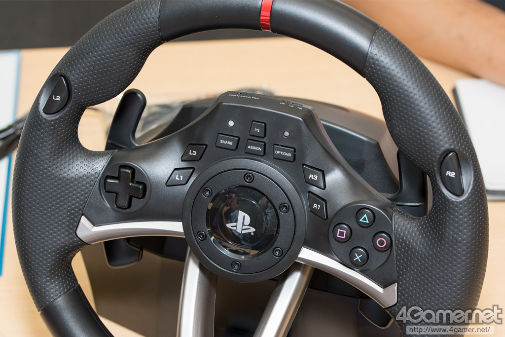 画像集/HORIのステアリングコントローラ「Racing Wheel Apex」はリアルさではなく，プレイしやすさを追求。開発者に特徴を聞く