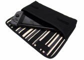 画像ギャラリー No.001のサムネイル画像 / Nintendo Switchを携帯モードで収納できるハンドメイドケースが発売