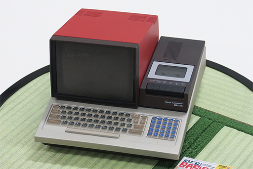 MZ-80C」を再現した小型コンピュータ「PasocomMini」がPCGにも対応