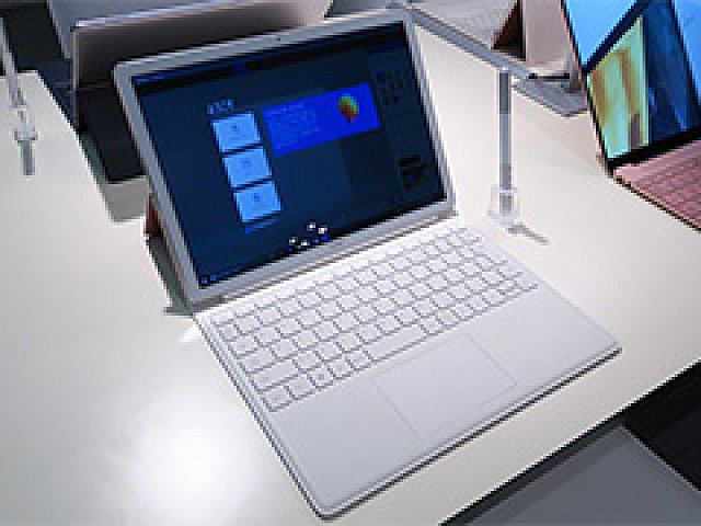 値下げ　タブレットPC（１２インチ）HUAWEI MateBook HZ-W19　（社外品専用カバー付き） Amazon.co.jp: HUAWEI 12.0型タブレットパソコン MateBook グレー