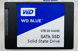 画像集 No.002のサムネイル画像 / Western Digital，業界初の64層3D NAND採用SSDを8月下旬に発売。SanDiskブランドでも同一仕様の製品を展開