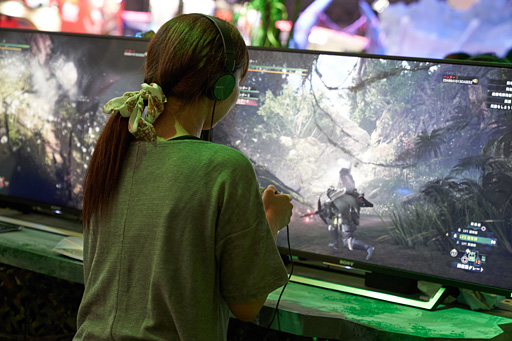 ꡼ No.003Υͥ / TGS 2017ϡMONSTER HUNTER: WORLDפѤޥϤΥɵѡViRealפϡϥ˲⤿餹ΤȯԤʹ