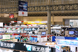 画像ギャラリー No.002のサムネイル画像 / 身につけやすくて高精度な脳波検出ヘッドバンドやゲームの難度を錯覚させる技術など,CEATEC 2017で見た興味深い技術をレポート