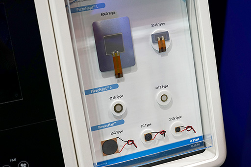 画像ギャラリー No.014のサムネイル画像 / 次に来るフィードバック技術は「温度」? VR用途に使える温覚&触覚技術をCEATEC 2017で体験してみた