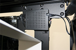 画像ギャラリー No.011のサムネイル画像 / クラウドベースの機械学習でファンを制御? NZXTがゲーマー向けPCケース「H700i」などを発表