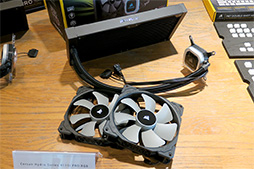 画像ギャラリー No.008のサムネイル画像 / Corsair,白い筐体のミドルタワーPCケースや新型簡易液冷クーラーなど,世界初公開の新製品を披露