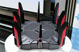 ꡼ No.003 | TP-Linkޡ̵LAN롼Archer C5400Xפ4ܤ˹ȯ䡣Broadcomץåˤǽι⤵򥢥ԡ