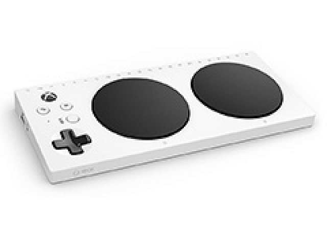 Microsoft 障害者のゲームプレイをサポートする新型ゲームコントローラ Xbox Adaptive Controller 発表