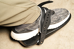 ꡼ No.005Υͥ / TGS 2018϶ǤVR򥵥ݡȤVRCybershoesפʾ˥ä